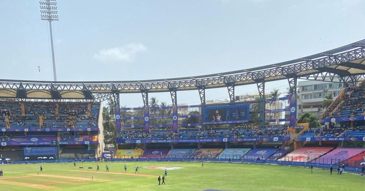 Wankhede Stadium Pitch Report: जानिए वानखेड़े स्टेडियम की पिच रिपोर्ट, बल्लेबाज या फिर गेंदबाज कौन किस पर पड़ेगा भारी Wankhede Stadium Pitch Report