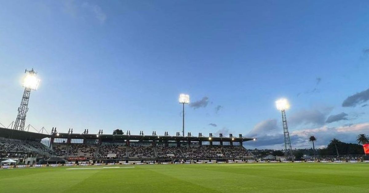 McLean Park Pitch Report: जानिए मैकलीन पार्क स्टेडियम की पिच का पूरा हाल, बल्लेबाज या गेंदबाज कौन करेगा कमाल McLean Park Pitch Report: जानिए मैकलीन पार्क स्टेडियम की पिच का पूरा हाल, बल्लेबाज या गेंदबाज कौन करेगा कमाल