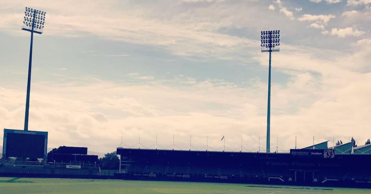 University of Tasmania Stadium Pitch Report: तस्मानिया विश्वविद्यालय स्टेडियम पिच रिपोर्ट, बल्लेबाजों की उड़ेंगी धज्जियां या गेंदबाज़ों की होगी पिटाई University of Tasmania Stadium, Launceston Pitch Report: तस्मानिया विश्वविद्यालय स्टेडियम पिच रिपोर्ट, बल्लेबाजों की उड़ेंगी धज्जियां या गेंदबाज़ों की होगी पिटाई
