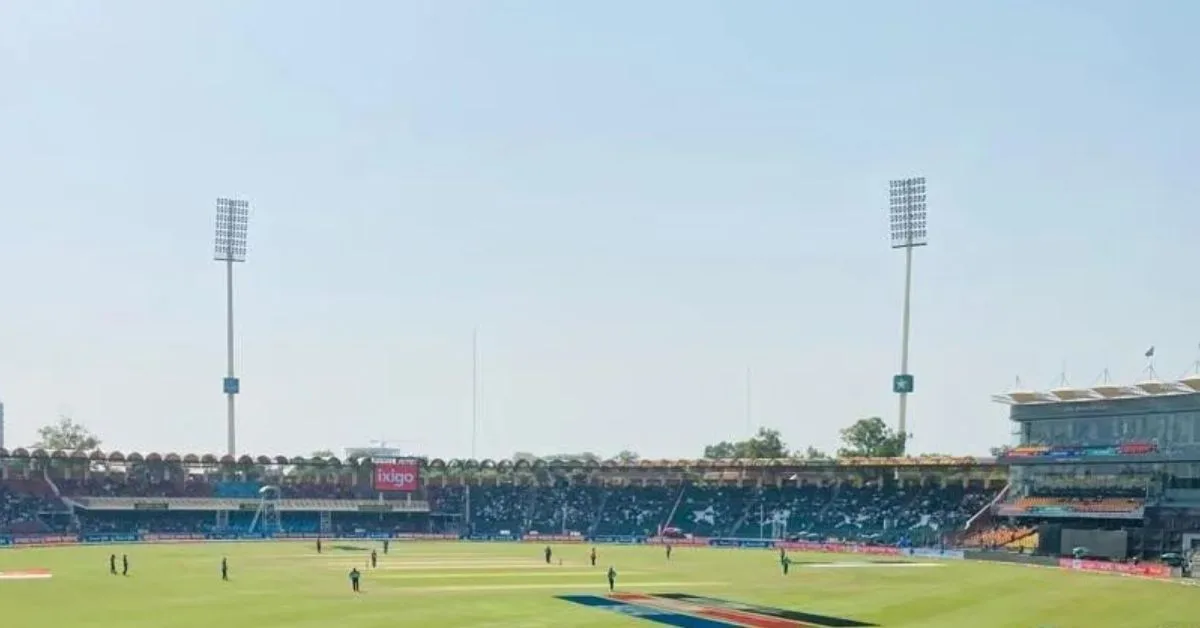 Gaddafi Stadium Pitch Report: जानिए गद्दाफी स्टेडियम की पिच का हाल, बल्लेबाज या गेंदबाज किसका होगा राज Gaddafi Stadium Pitch Report: जानिए गद्दाफी स्टेडियम की पिच का हाल, बल्लेबाज या गेंदबाज किसका होगा राज