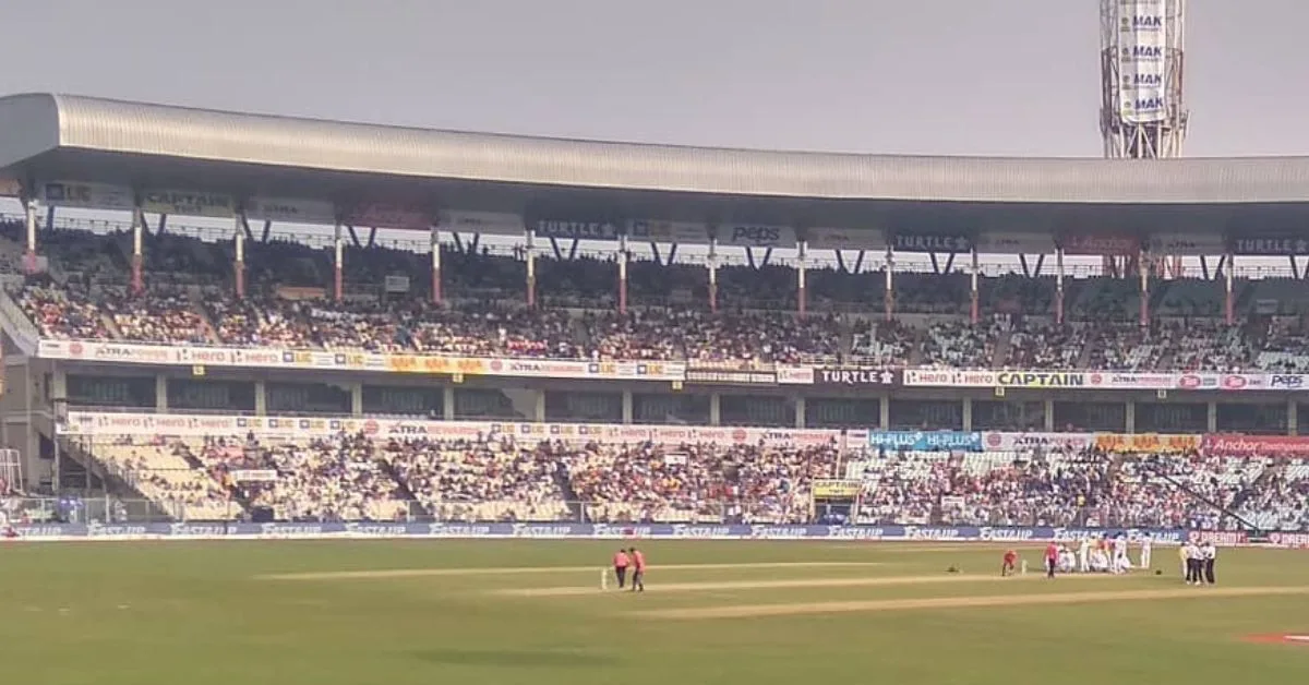 Eden Gardens Pitch Report: इडेन गार्डेंस स्टेडियम की पिच पर बल्लेबाज या गेंदबाज कौन मचाएगा धमाल
